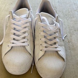 Men’s Adidas’s superstars size 10